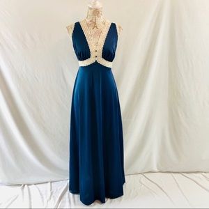 Vintage Vanity Fair Blue Nightgown with Lace Trim Nylon Size 36 USA